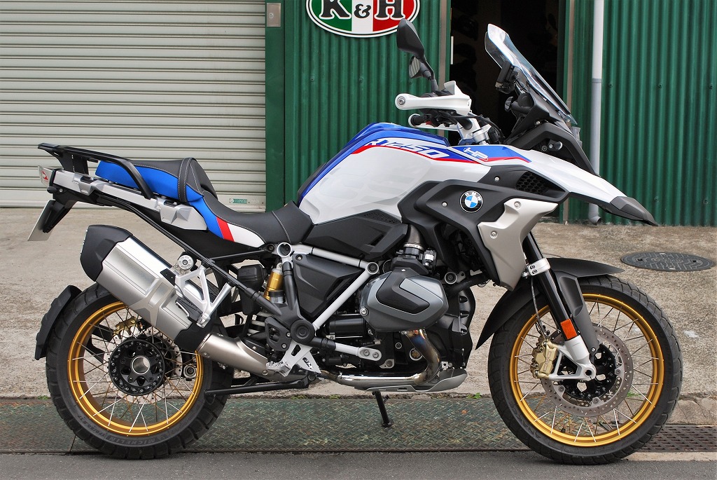 BMW Motorrad | R1200GS R1250GS ローシート トリコロール｜カスタムバイクパーツ ㈱KH