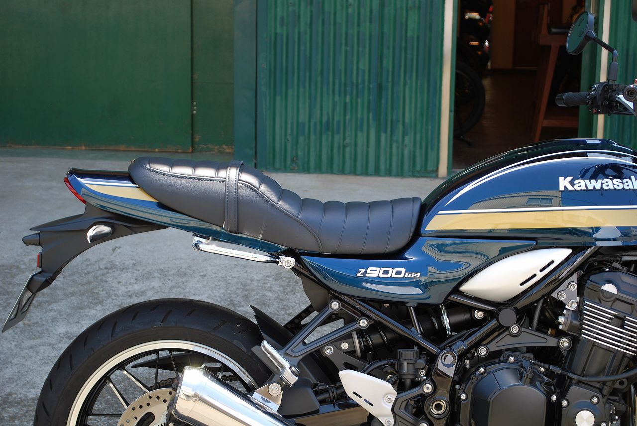 Z900RS ミディアムシート Bタックロール （オールタック）｜K＆H