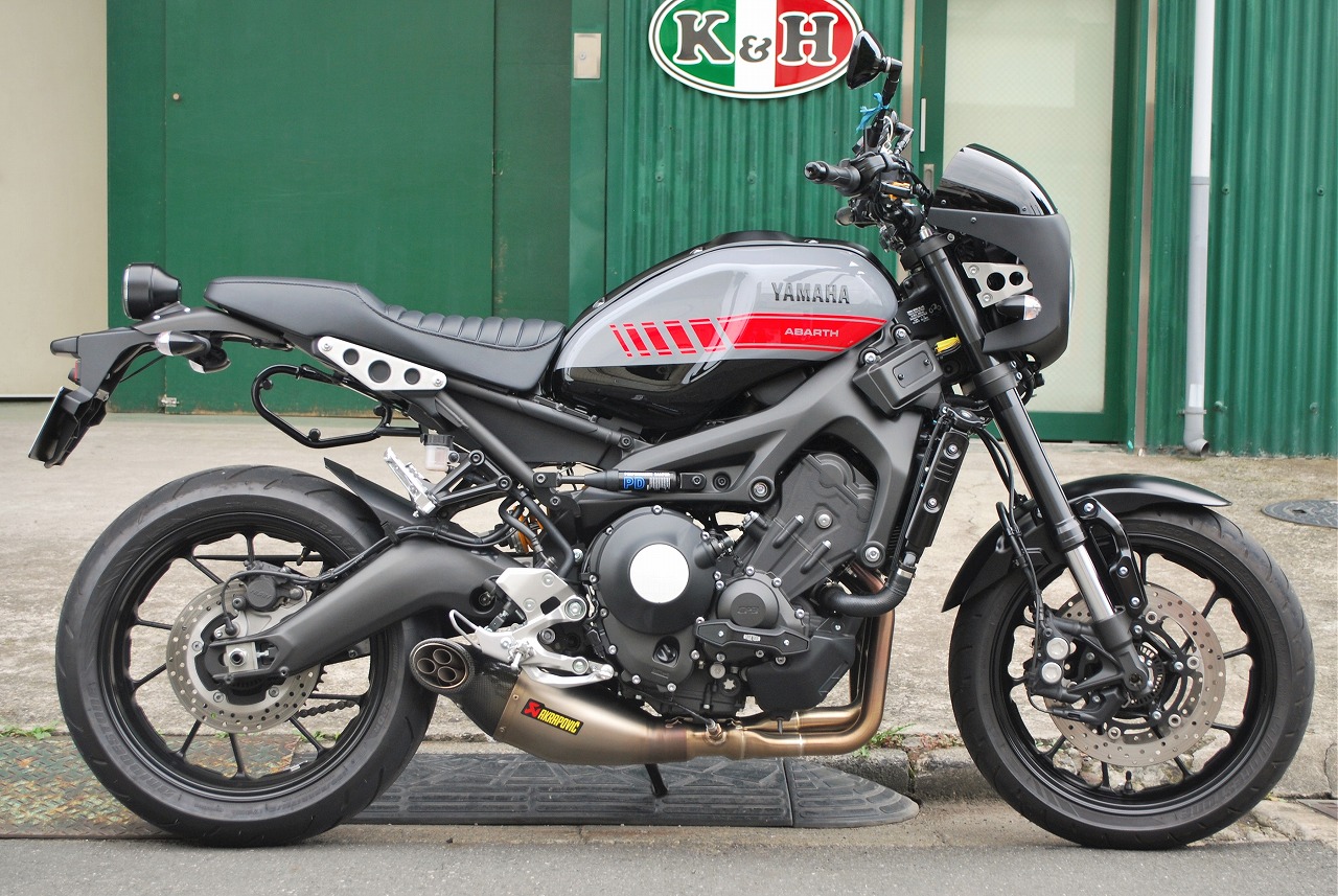 XSR900 ハイシート ハーフタック ステッチ｜K＆H